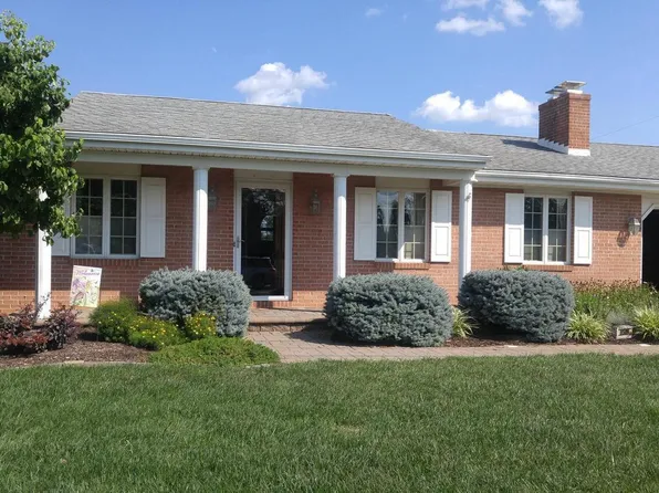 8509 Winchester Ave, Inwood, WV 25428