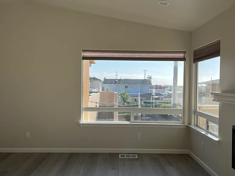 182 Newport Ave — Photo 3
