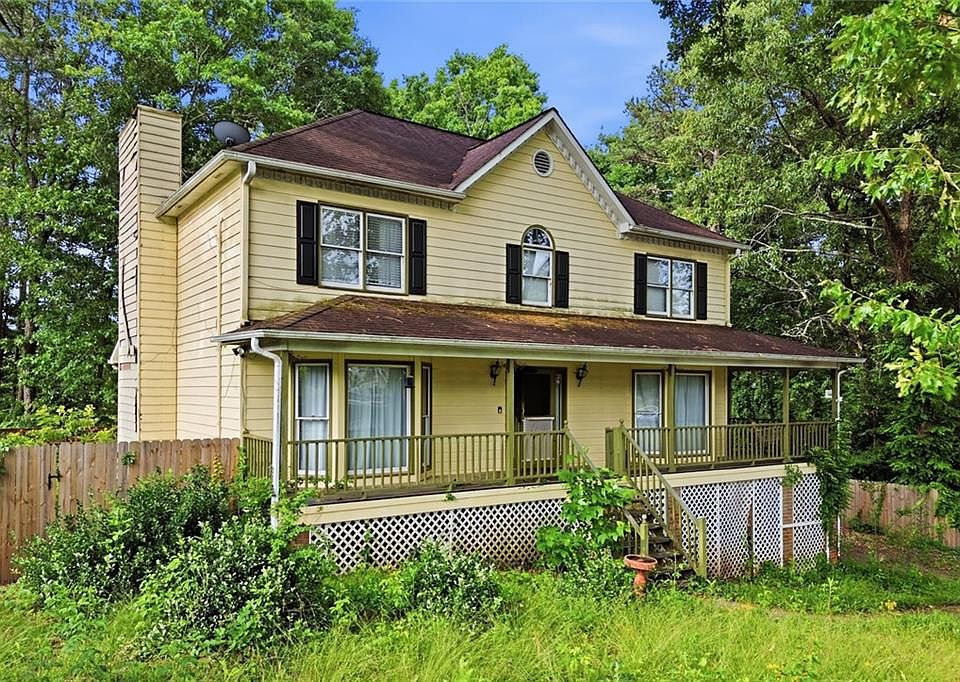1st image of 102 Eagle Ridge Dr