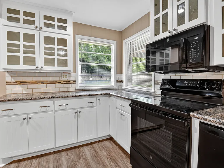 1 Tanglewood Ct — Photo 18