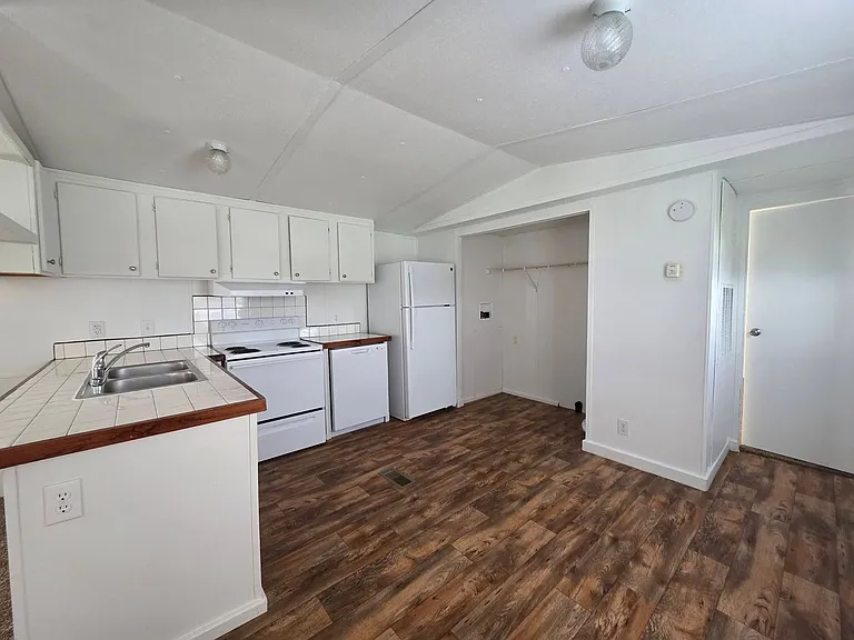 701 Trollingwood Hawfields Rd #3 — Photo 14