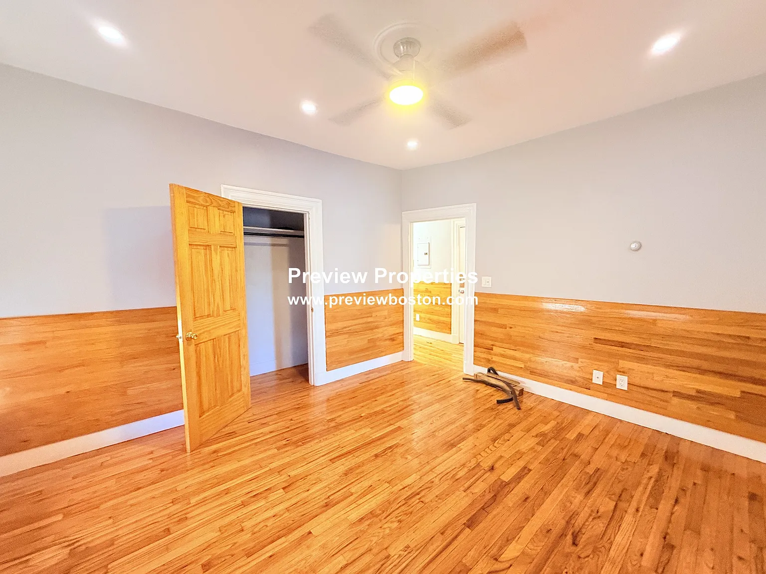 4 bed, 1280 sqft, $3,300 — Photo 4