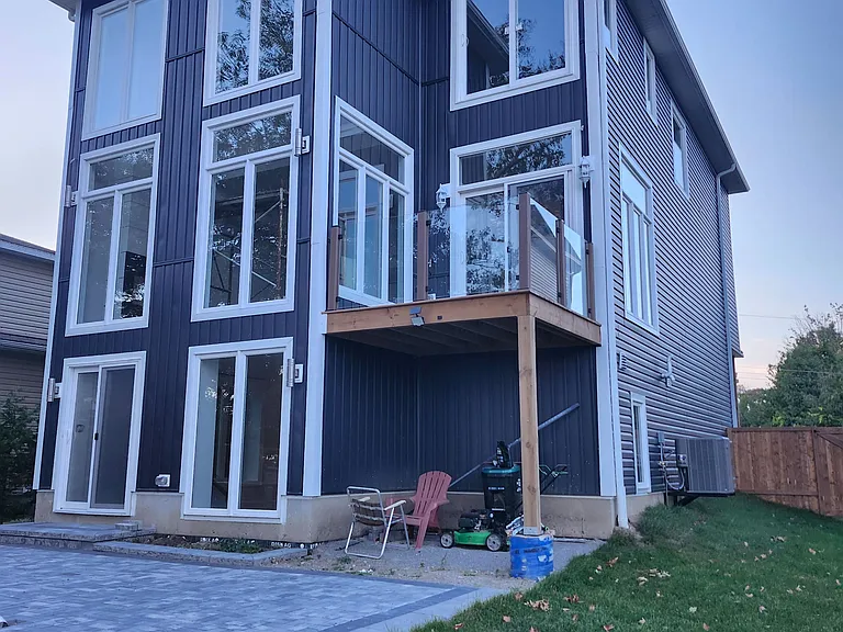 15 Stanley Ave — Photo 39