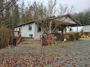 1100 Placer Rd, Wolf Creek, OR 97497