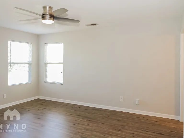 15188 Mill Valley Dr — Photo 17
