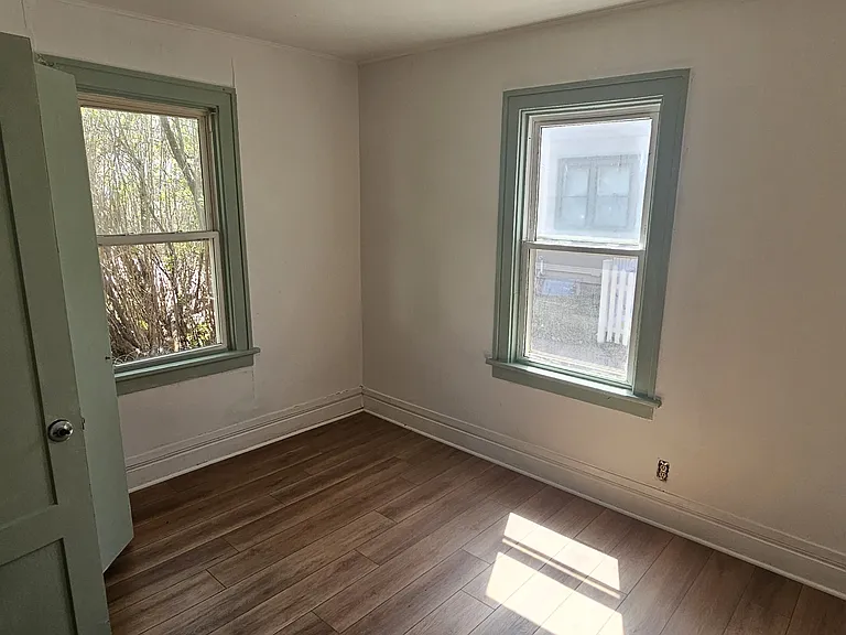 222 N Grange Ave — Photo 8