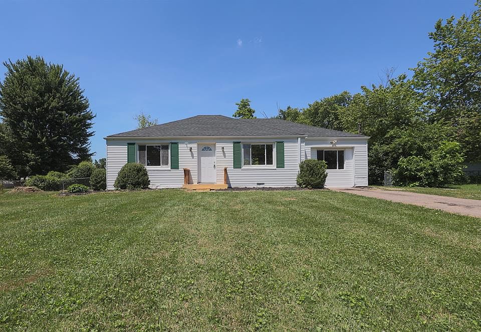 1st image of 880 Stanlyn Dr