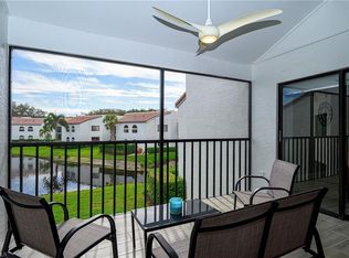 583 Beachwalk Cir #Q-202, Naples, FL 34108