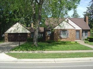 758 Ruddiman Dr, Muskegon, MI 49445