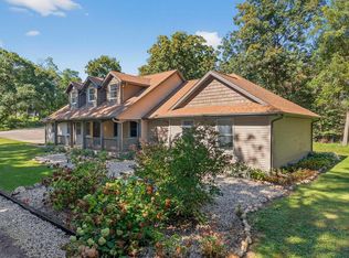 W349S10106 Bittersweet COURT, Eagle, WI 53119