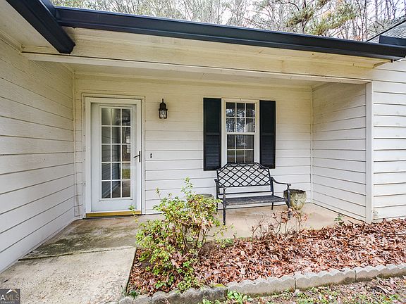 5th image of 1413 Reed Ln