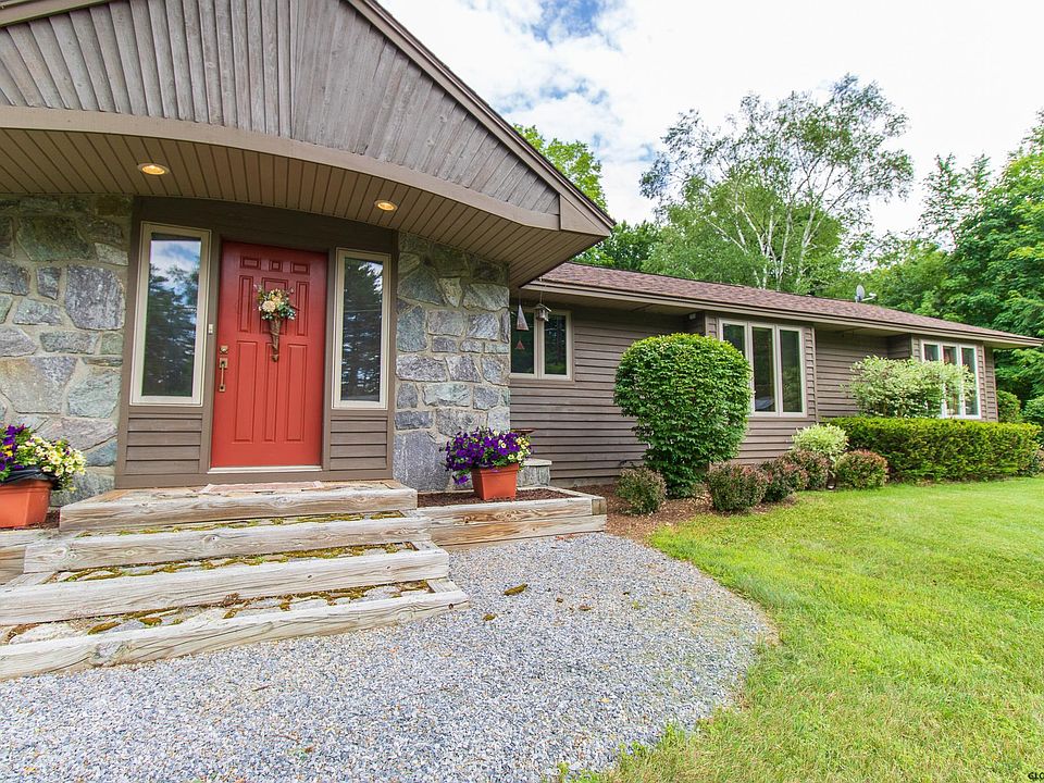 1st image of 620 Atateka Dr