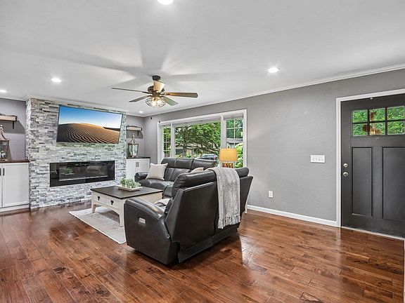 2nd image of 5594 Lavin Way