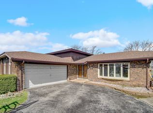 1142 Jamie Ln, Homewood, IL 60430