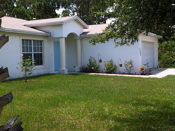 2nd image of 2482 SE Robin Cir