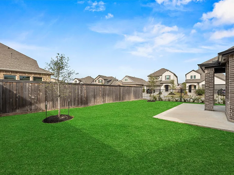 18402 Mesquite Flats Trl — Photo 17