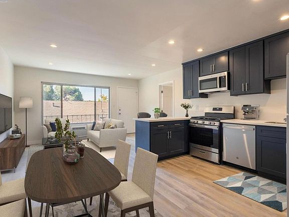 2nd image of 1256 Mariposa St #5