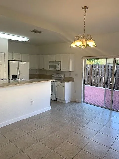 Villas At Carmel Condo No — Photo 3