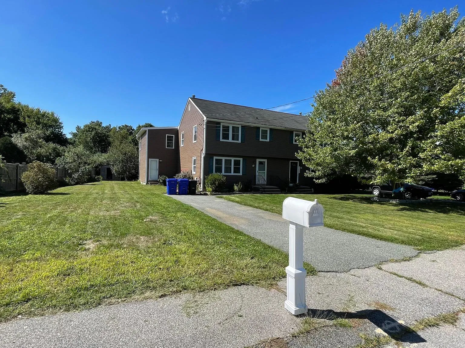 67 Azalea Dr — Photo 2