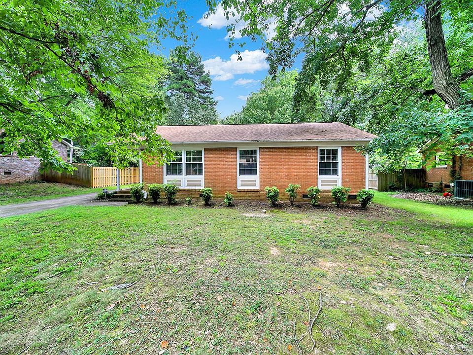 1st image of 225 Deer Creek Dr