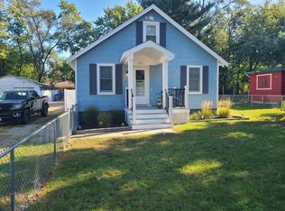 315 S Mayhew St, New Buffalo, MI 49117