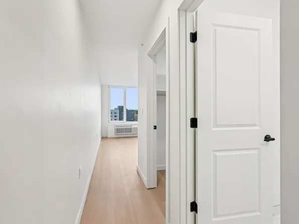 1 Mallory Avenue image 42 of 51