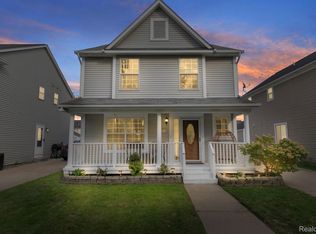 19338 Delaware Ave, Redford, MI 48240