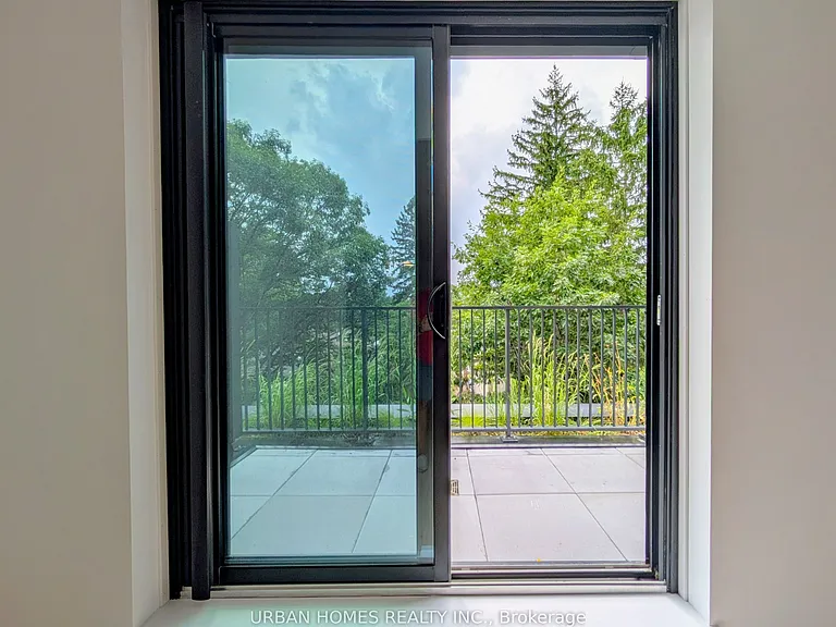 1720 Bayview Ave #508 — Photo 2