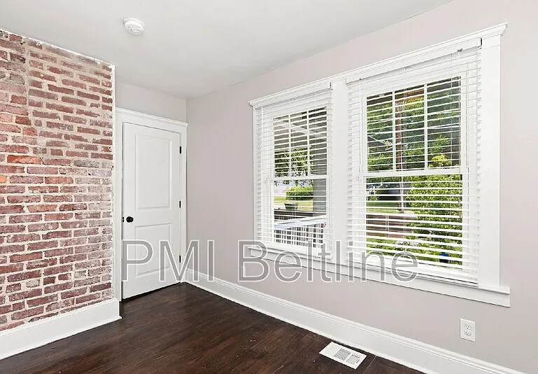 1164 Sells Ave SW — Photo 13