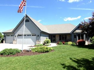 N171W20274 Northview Dr, Jackson, WI 53037