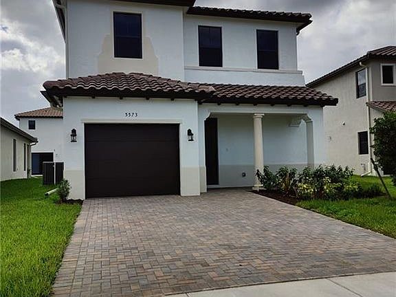 2nd image of 5573 Cobalto Way
