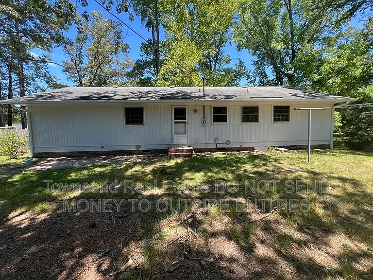 2904 Collingwood St — Photo 18
