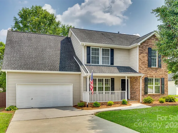 380 Eden Oaks Dr, Rock Hill, SC 29730