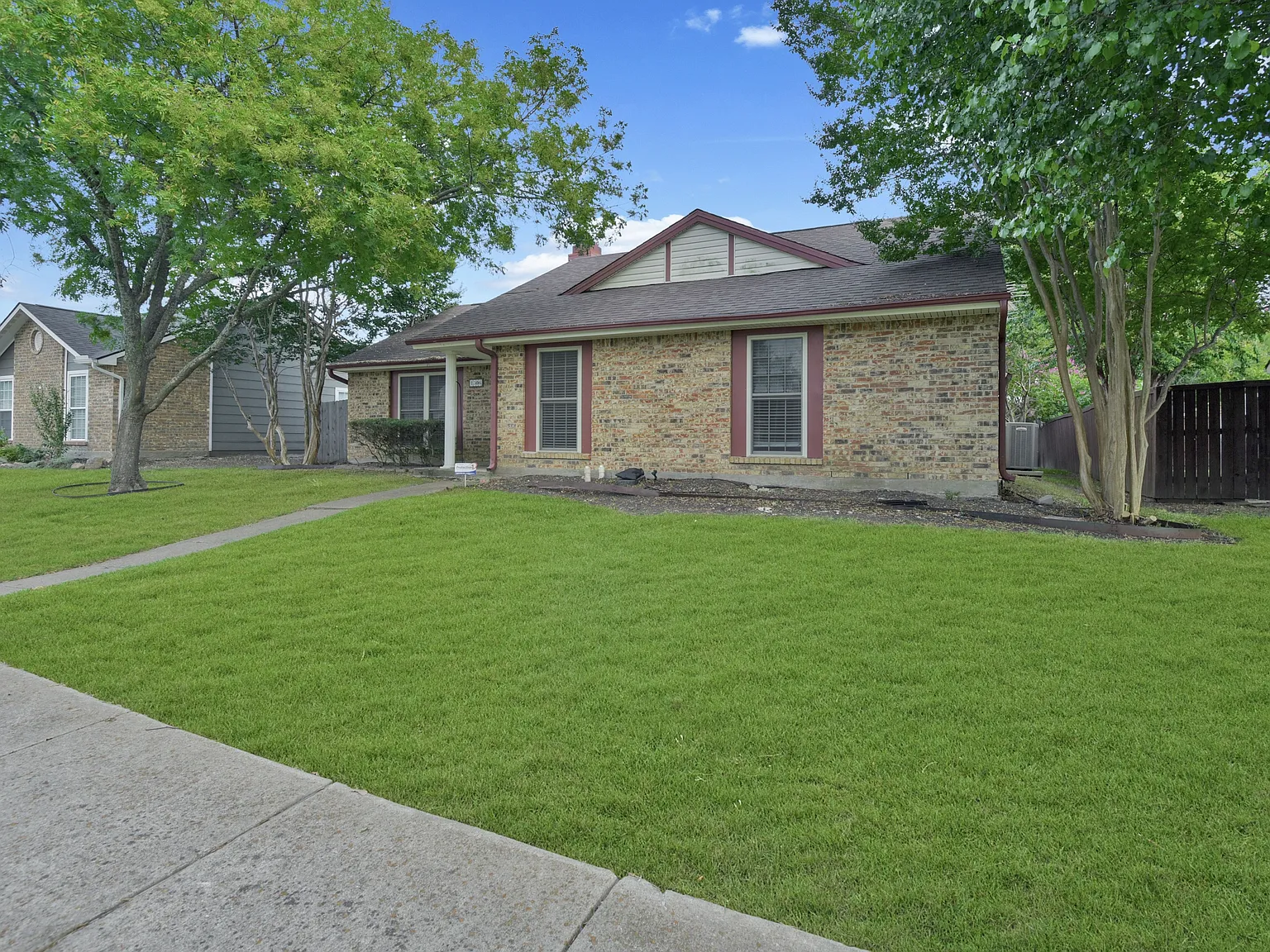 1306 Clearview Drive - 1 — Photo 2