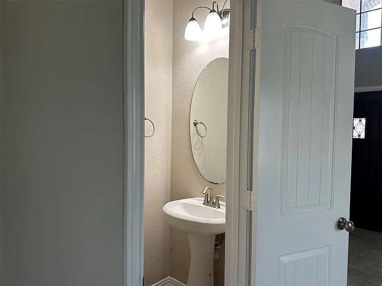31707 Chapel Rock Ln — Photo 26