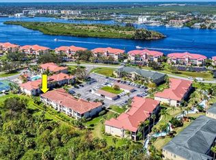 402 Bouchelle Dr APT 206, New Smyrna Beach, FL 32169