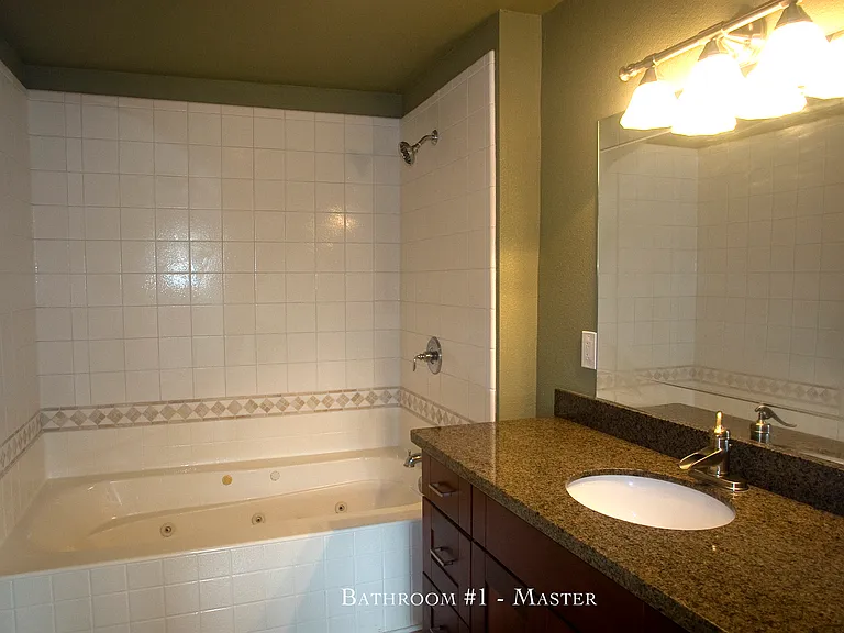 25718 John St — Photo 5