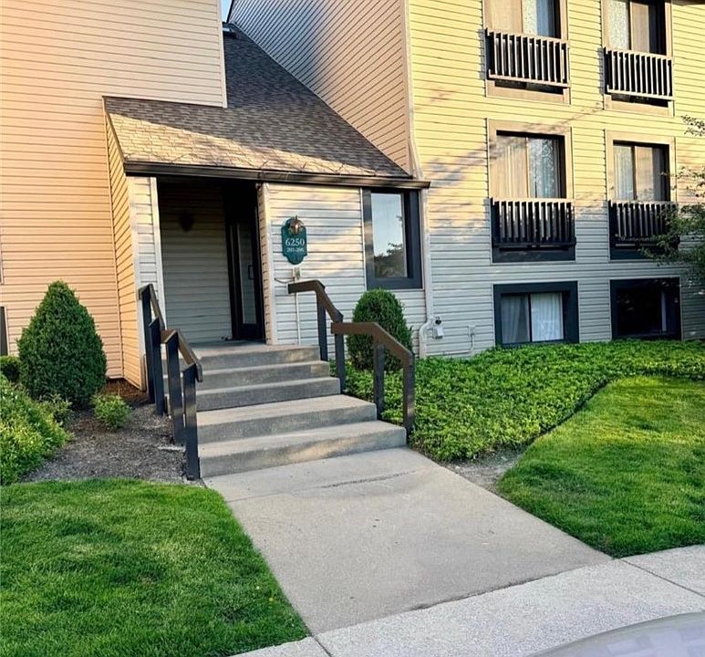 1st image of 6250 Greenwood Pkwy APT 202