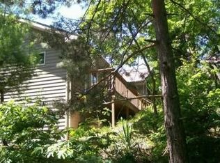 713 S Drexwood Ave, Beverly Shores, IN