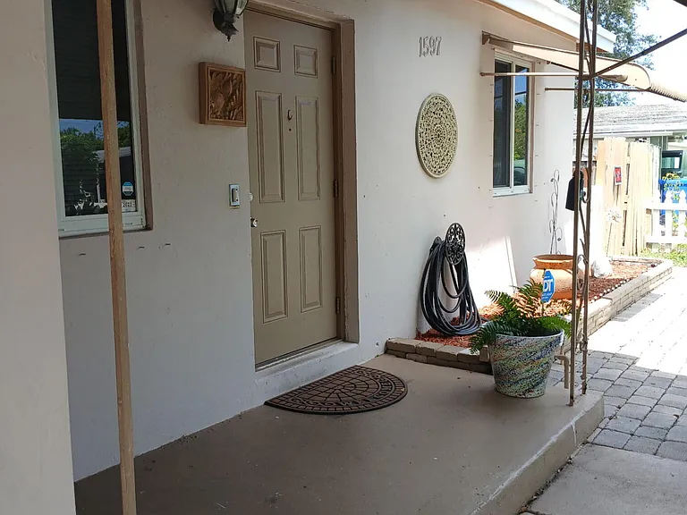 1597 NE 53rd Ct — Photo 5