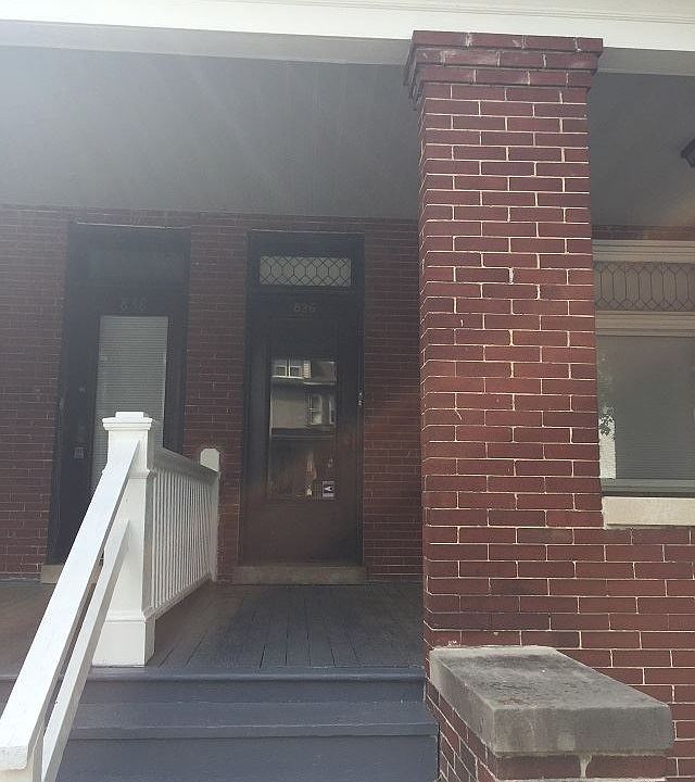 1st image of 836 Dewey Ave
