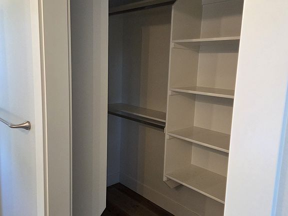 5th image of 2642 D St NE