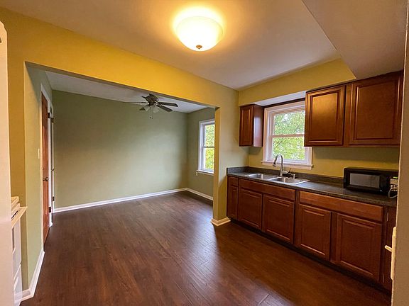 3rd image of 2026 Carabel Ave