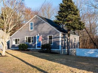 46 Hornbeam Dr, Cranston, RI 02921