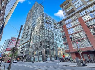 25 Oxley St UNIT 410, Toronto, ON M5V2J5