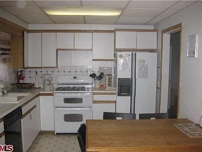 2nd image of 10518 Shoshone Ave