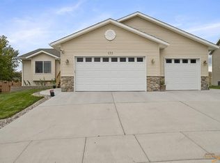 133 Savoy Cir, Rapid City, SD 57701