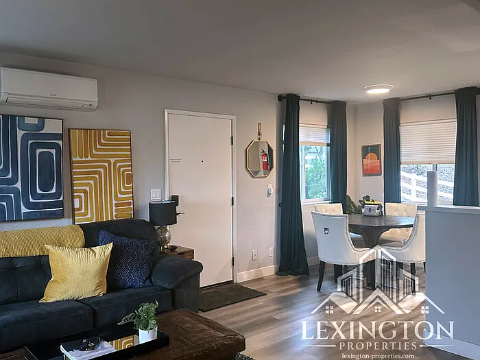 1840 Point View Dr #D — Photo 4