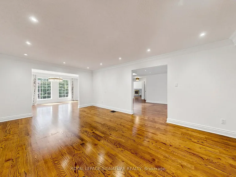 164 Banbury Rd — Photo 12