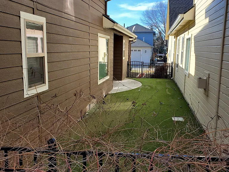 3091 S Hudspeth Ave — Photo 3